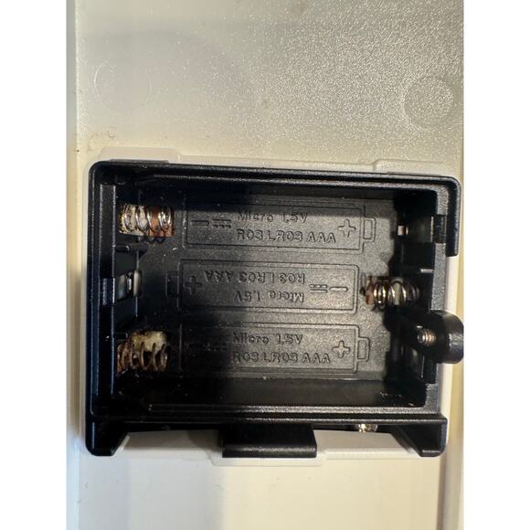 Playmobil Ghost Busters firehouse and car - missing and broken pieces incomplete - Picture 9 of 12